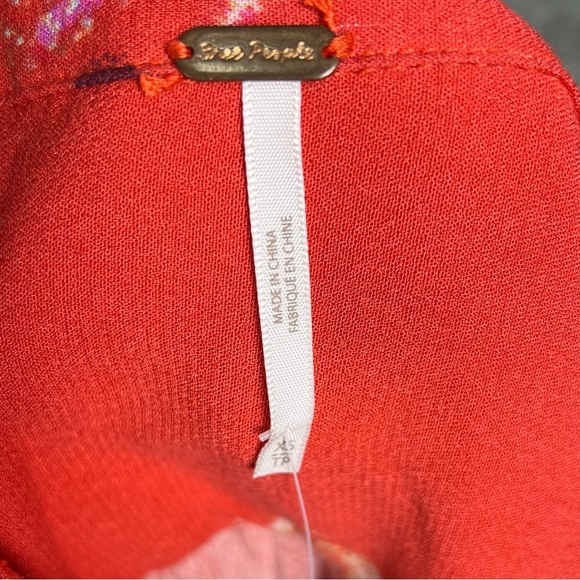 Free People Tunic Womens XS Red Field Of Butterflies Semi-Sheer Boho Gypsy Artsy - Picture 7 of 11